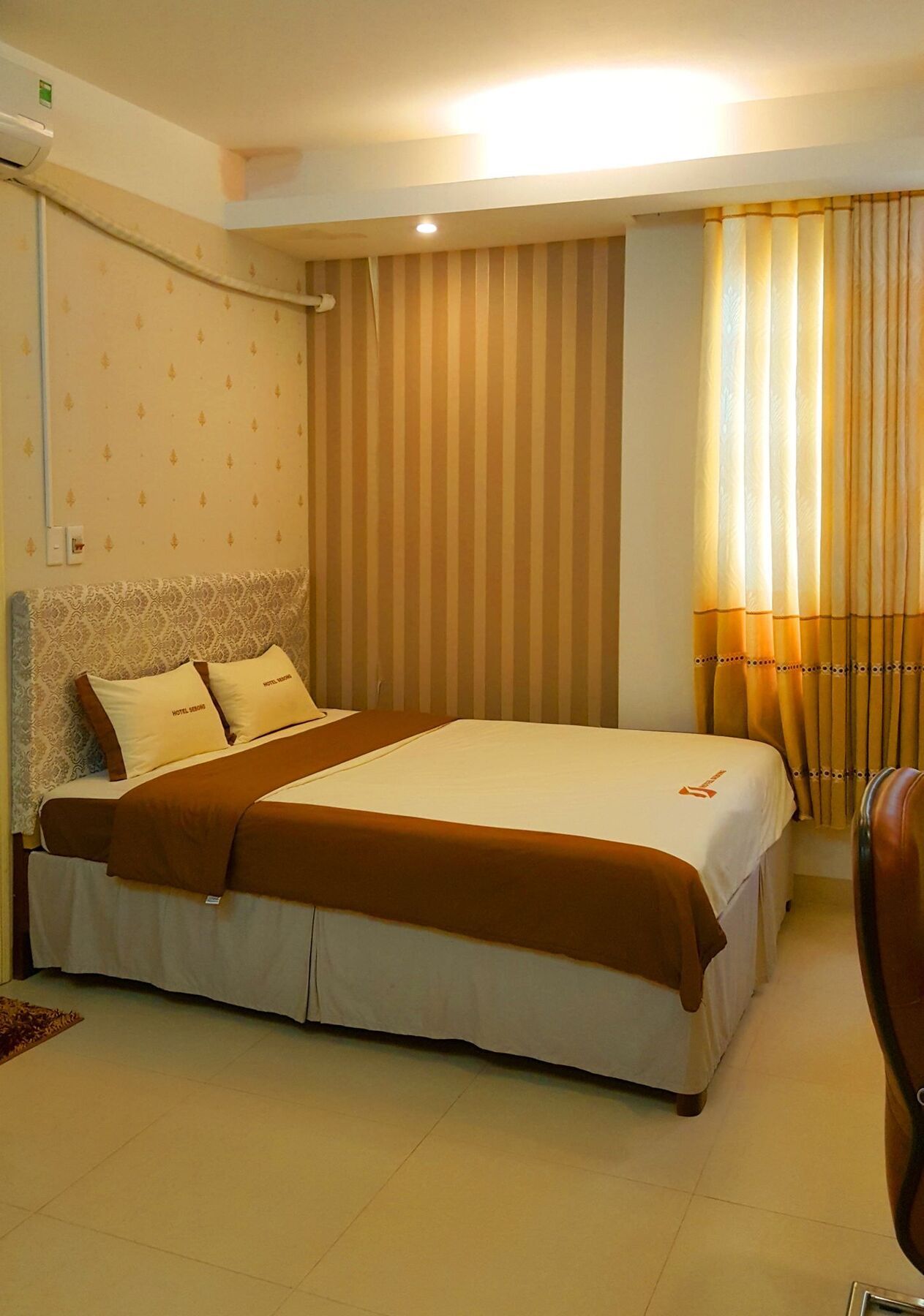 Sebong Hotel Hanoi Kültér fotó
